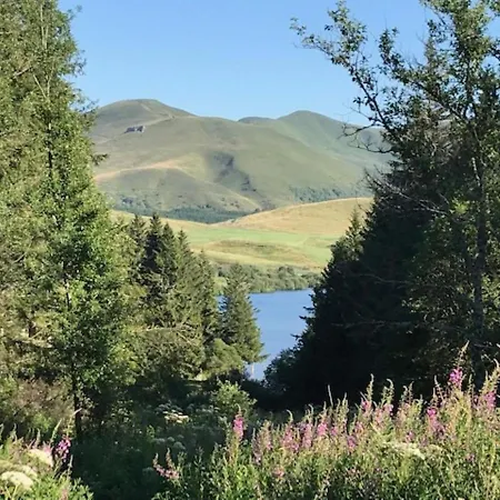 T2 Agreable Au Mont-dore Avec Terrasse Pour 4 Personnes - Fr-1-608-146 Апартаменты